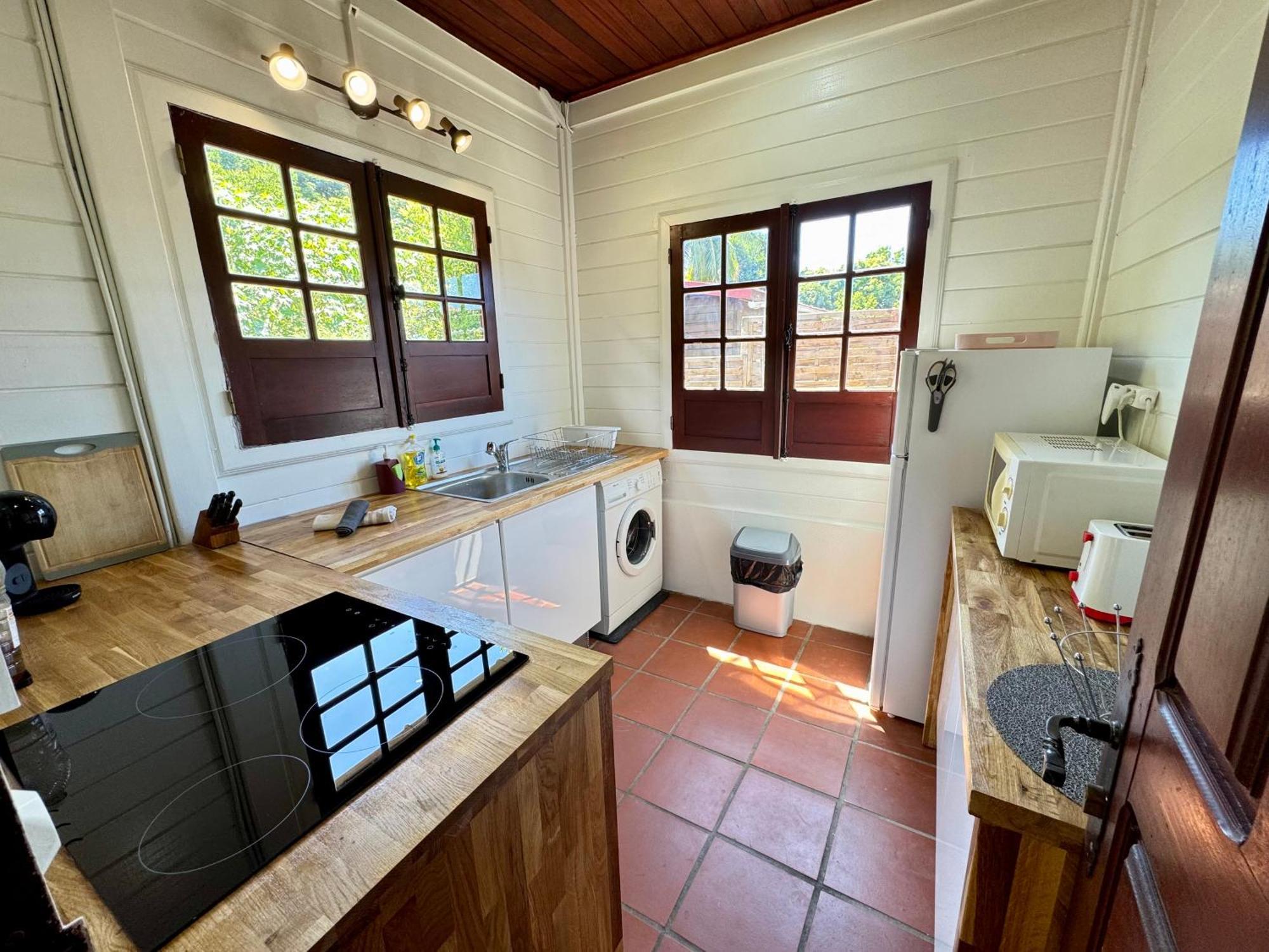 Le Gaspardo , 2 Chambres Climatisees , A 2 Mins A Pied De La Plage , Wifi , Jardin Clos, Parking ,Sans Vis-A-Vis Le Carbet Exterior foto